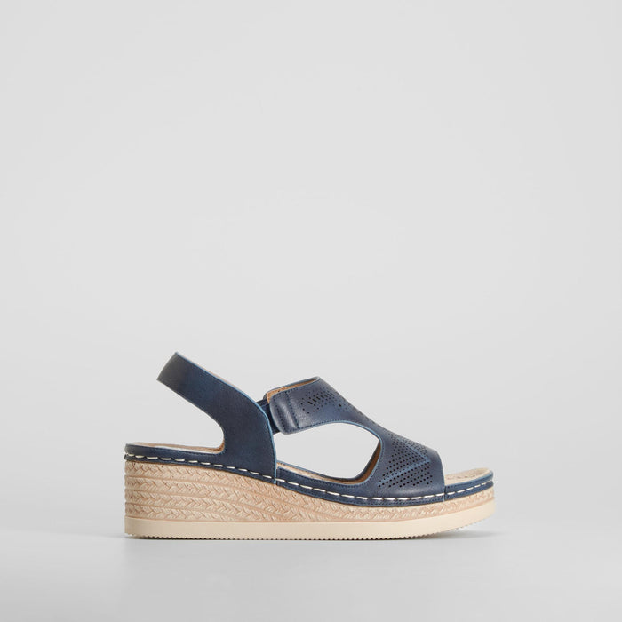 Sandalia cuΓ±a perfos azul COMFEET