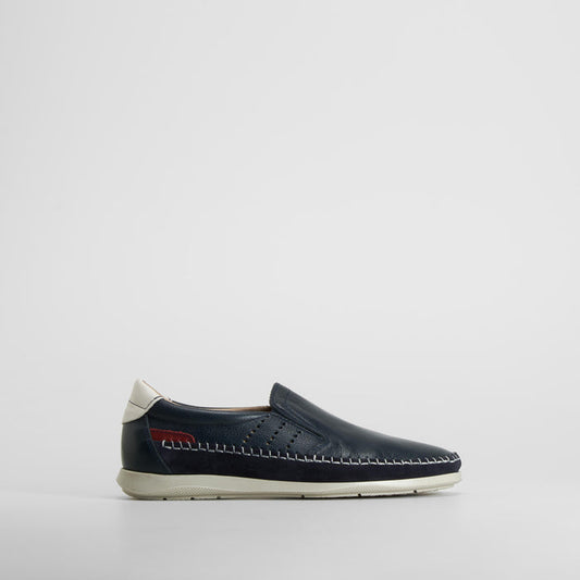 Mocasín slip on piel azul marino COMFEET