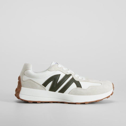 Zapatilla urbana retro jogger blanca NYC